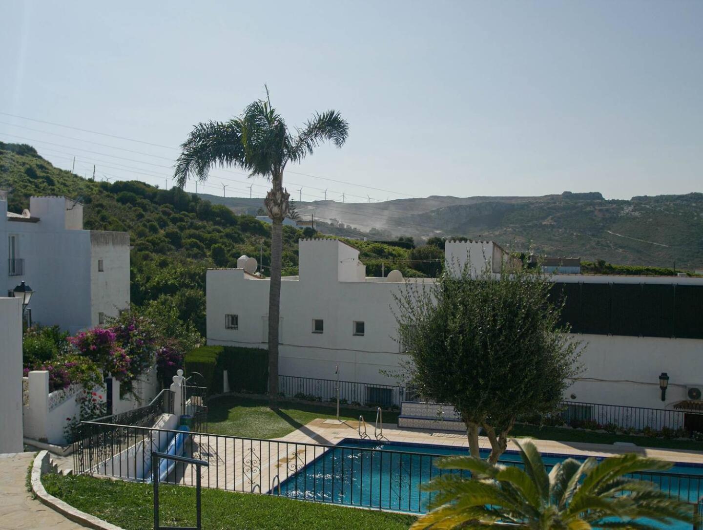 Townhouse In Monte Vinas - *